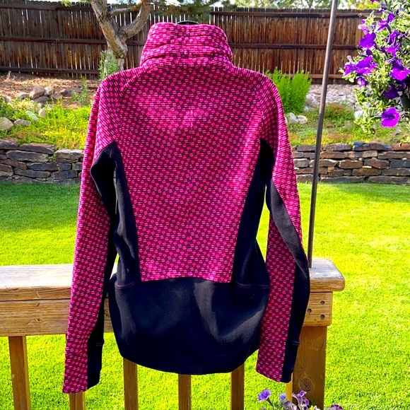 Lululemon Jacket - Picture 7 of 14